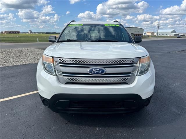 2011 ford explorer base