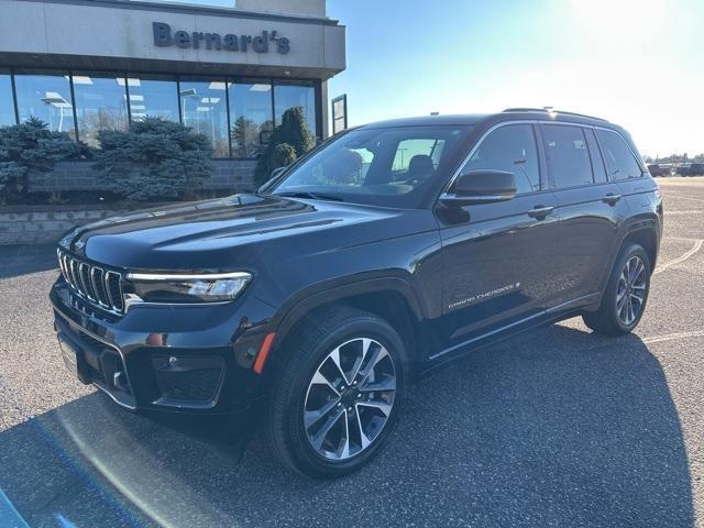 2023 jeep grand cherokee overland