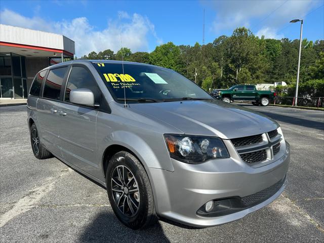 2017 dodge grand caravan gt