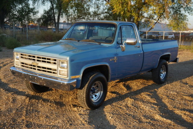 1986 chevrolet scottsdale 3/4 ton 4x4, 2 owners, 94k original miles