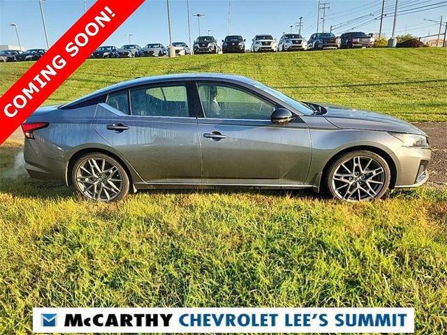 2023 nissan altima 2.0 sr