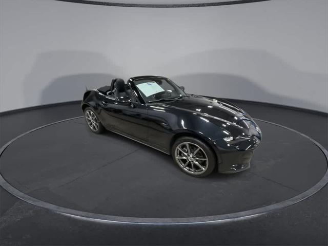 2016 mazda mx-5 miata grand touring