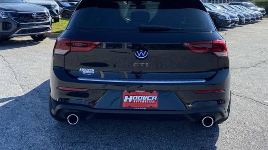 2024 Volkswagen Golf GTI se