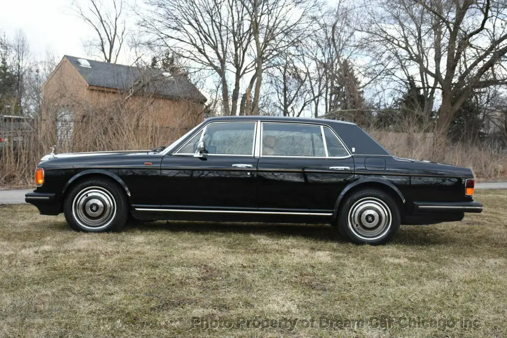 1988 rolls-royce silver spur ... great color combo ... fresh bentley trade in