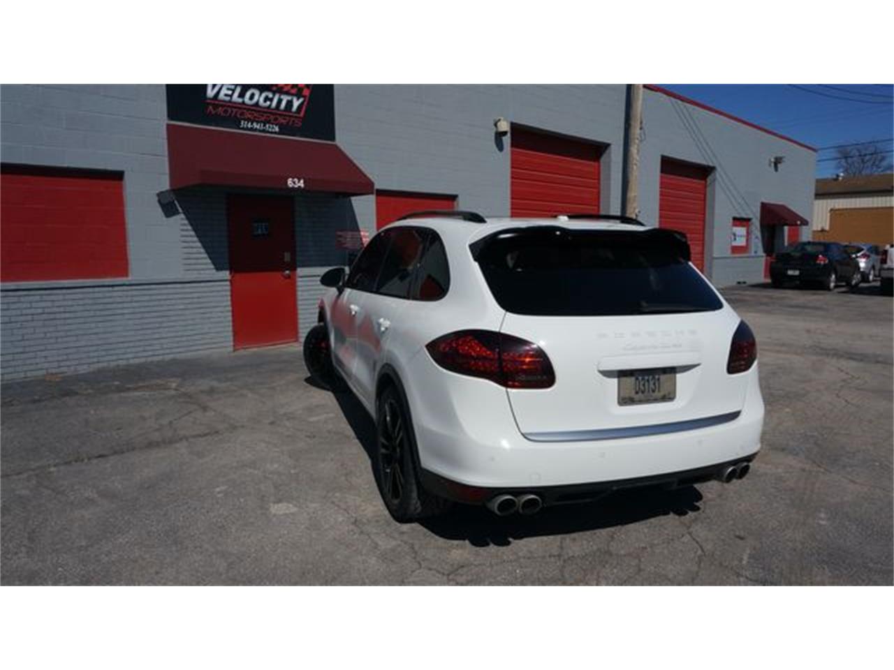 2012 porsche cayenne