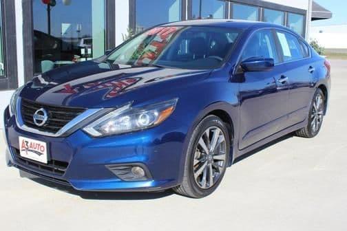 2017 nissan altima in wheaton, illinois