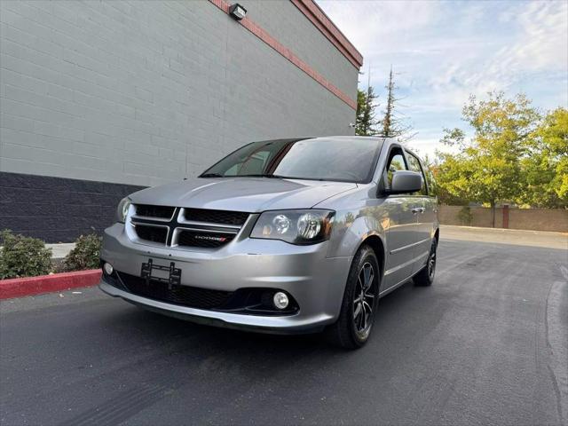 2016 dodge grand caravan r/t