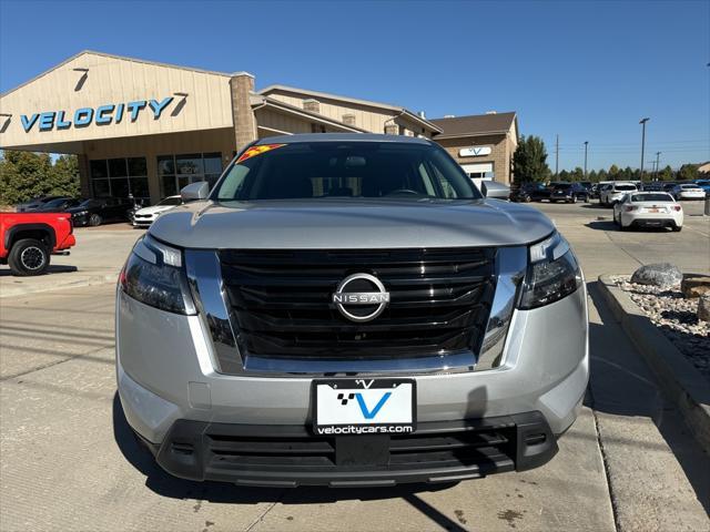 2023 nissan pathfinder sv 4wd