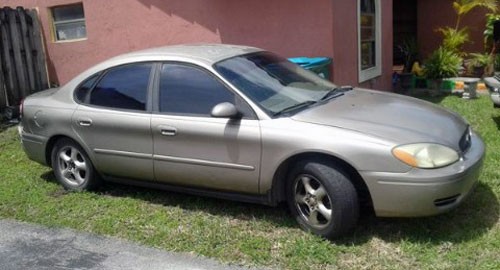 2005 ford taurus in florida by owner
