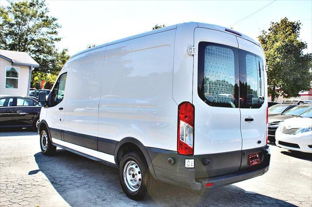 2017 ford transit-150 base