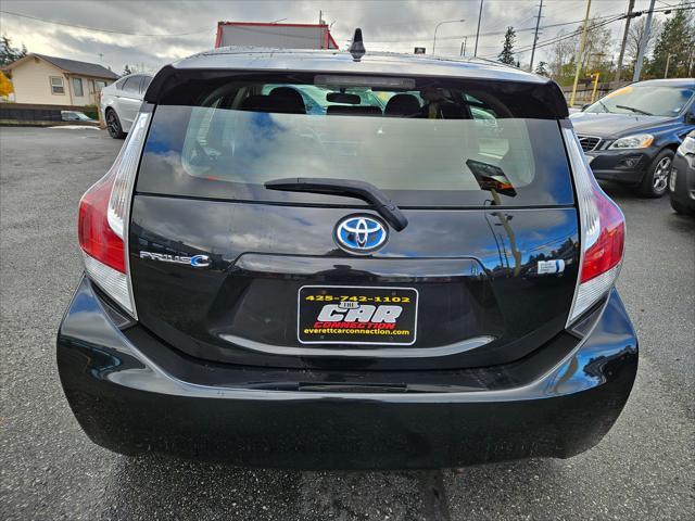 2015 toyota prius c three