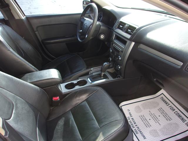 2012 ford fusion se
