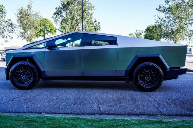 2024 tesla cybertruck all-wheel drive