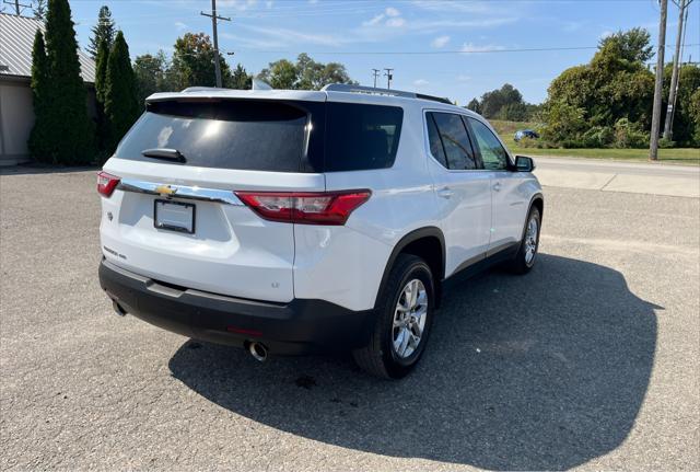 2018 chevrolet traverse lt cloth