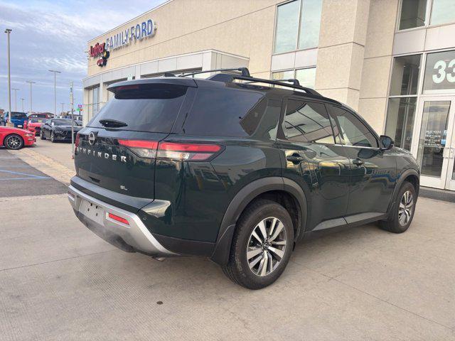 2022 nissan pathfinder sl 2wd