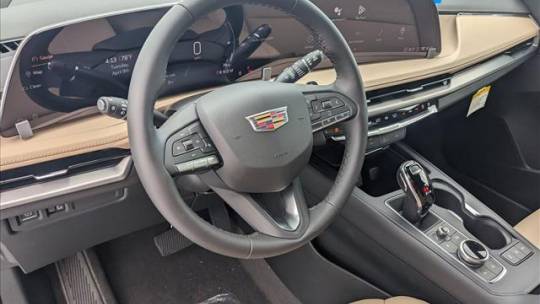 2024 Cadillac XT4