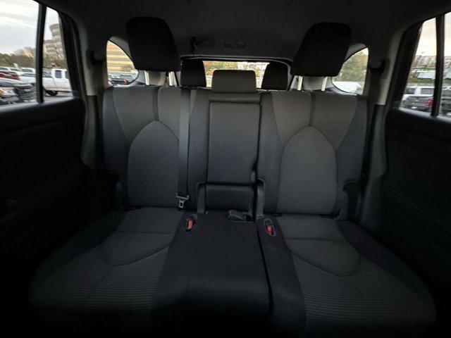 2021 toyota highlander l