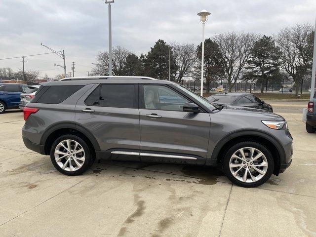 2022 ford explorer platinum