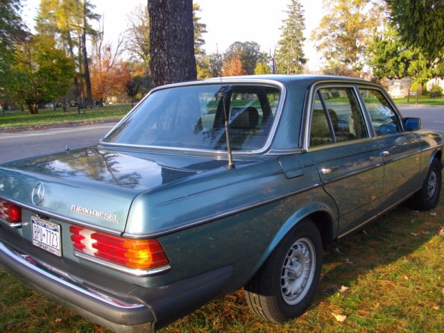 1985 mercedes 300d turbo diesel teal ext/black int. great condition inside+out