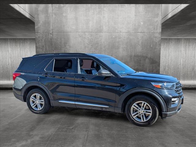 2022 ford explorer xlt