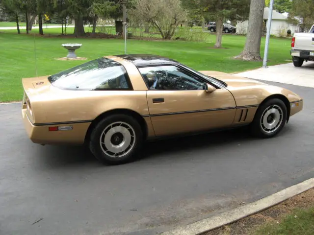 7,723 actual miles one owner crossfire 350 v8 z51 suspension gold metallic