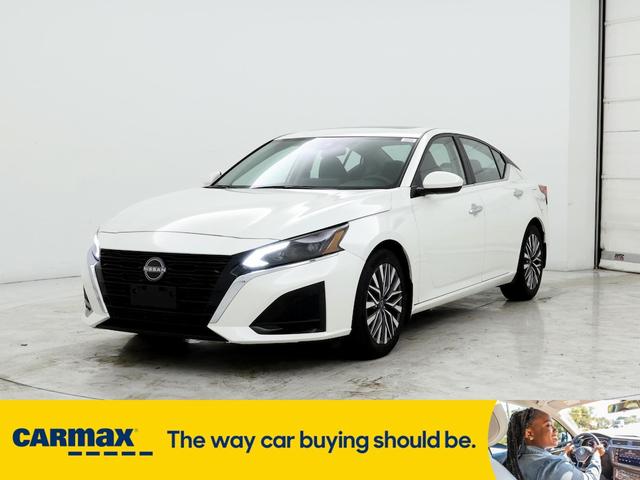 2023 nissan altima sv