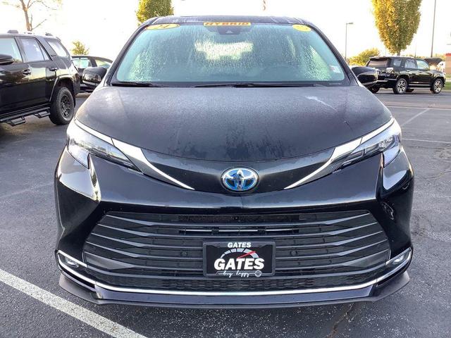 2024 toyota sienna xle
