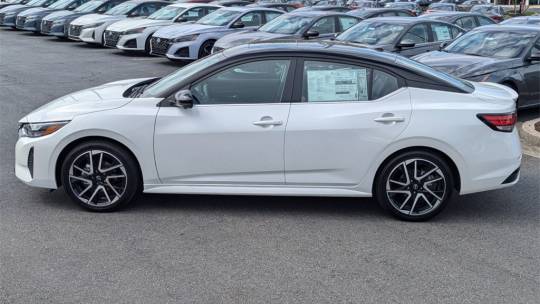 2024 Nissan Sentra sr
