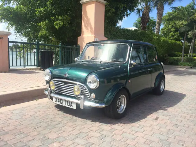 classic austin mini cooper s
