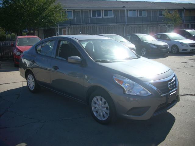2017 nissan versa s
