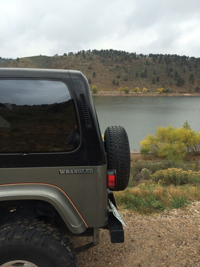1990 jeep wrangler sahara sport utility 2-door 4.2l