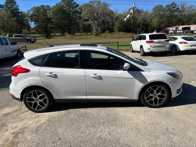 2017 ford focus sel