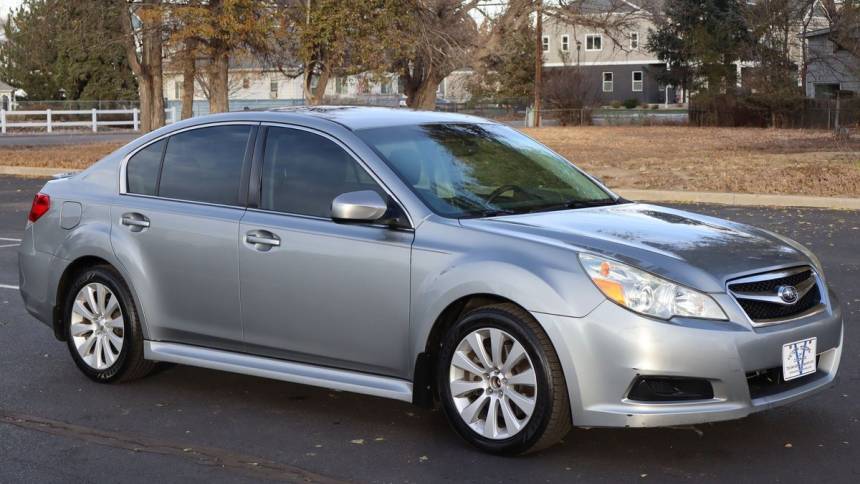 2011 subaru legacy 3.6r limited