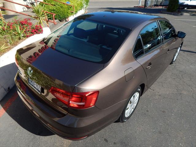 2015 volkswagen jetta 2.0l s