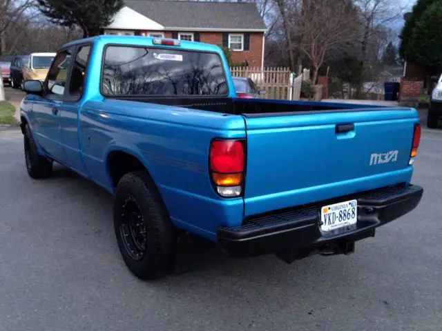 1994 mazda b3000 se super cab 3.0 5 speed nice original paint 103k miles