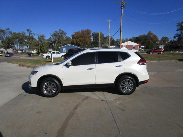 2018 nissan rogue sv