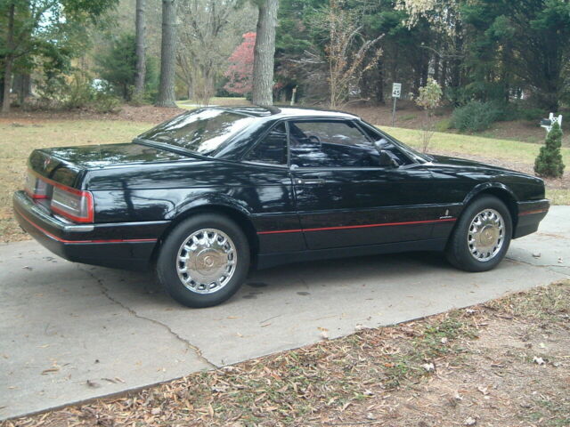 1988 cadillac allante convertible w/ hard and soft top....black....68,800 miles