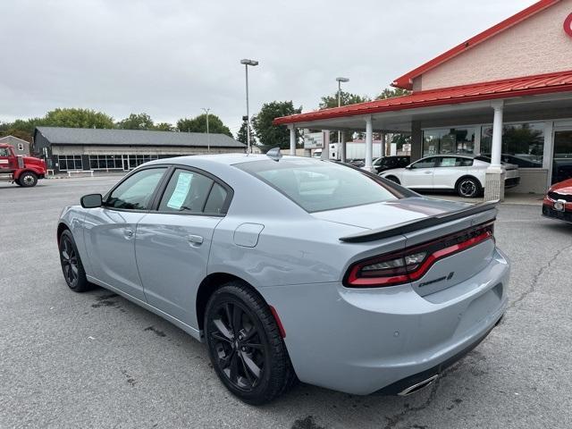 2021 dodge charger sxt