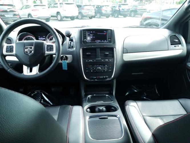 used 2019 dodge grand caravan gt brunswick, me 04011 for sale in birch island, maine