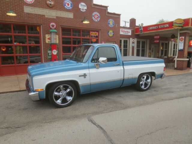 1987 chevy sliverado short bed fleetside 350 fuel injection 39k miles! a/t, a/c