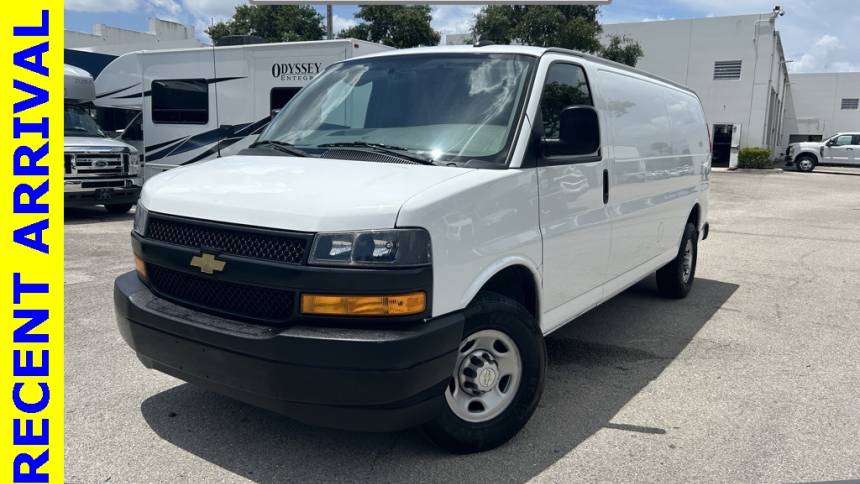 2022 chevrolet express 3500