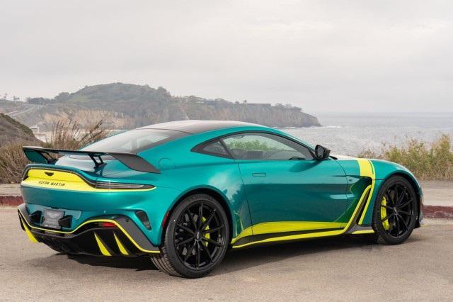 2023 aston martin vantage v12 coupe