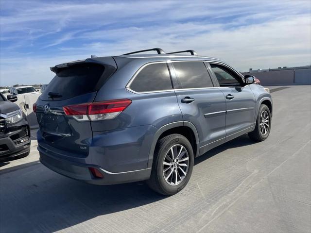 2017 toyota highlander xle