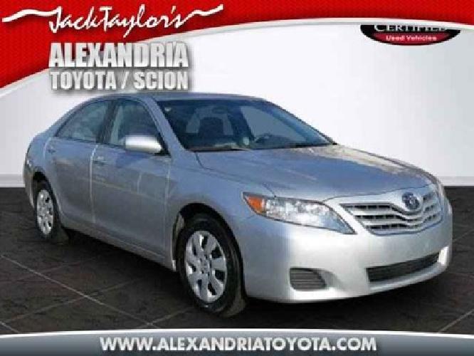 2011 toyota camry le in alexandria, va