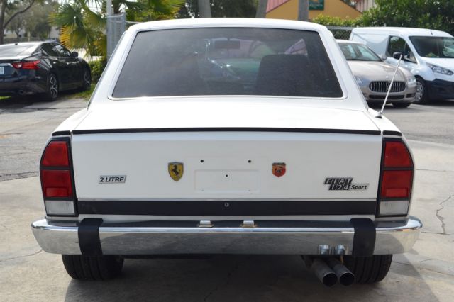 1973 fiat 124 sport couple white/black