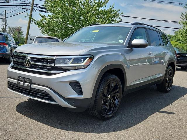 2022 volkswagen atlas 3.6l se w/technology