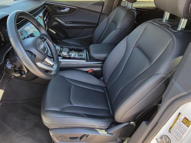 2022 audi q8 55 premium plus