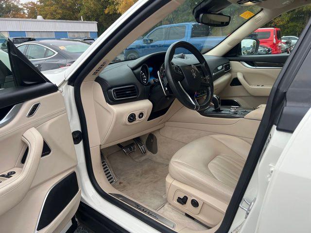 2017 maserati levante s