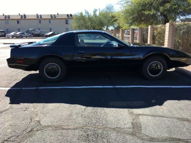 1982 pontiac firebird, knight rider replica, good condition