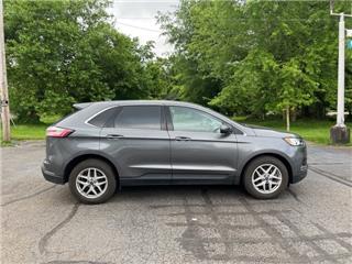 2021 Ford Edge sel
